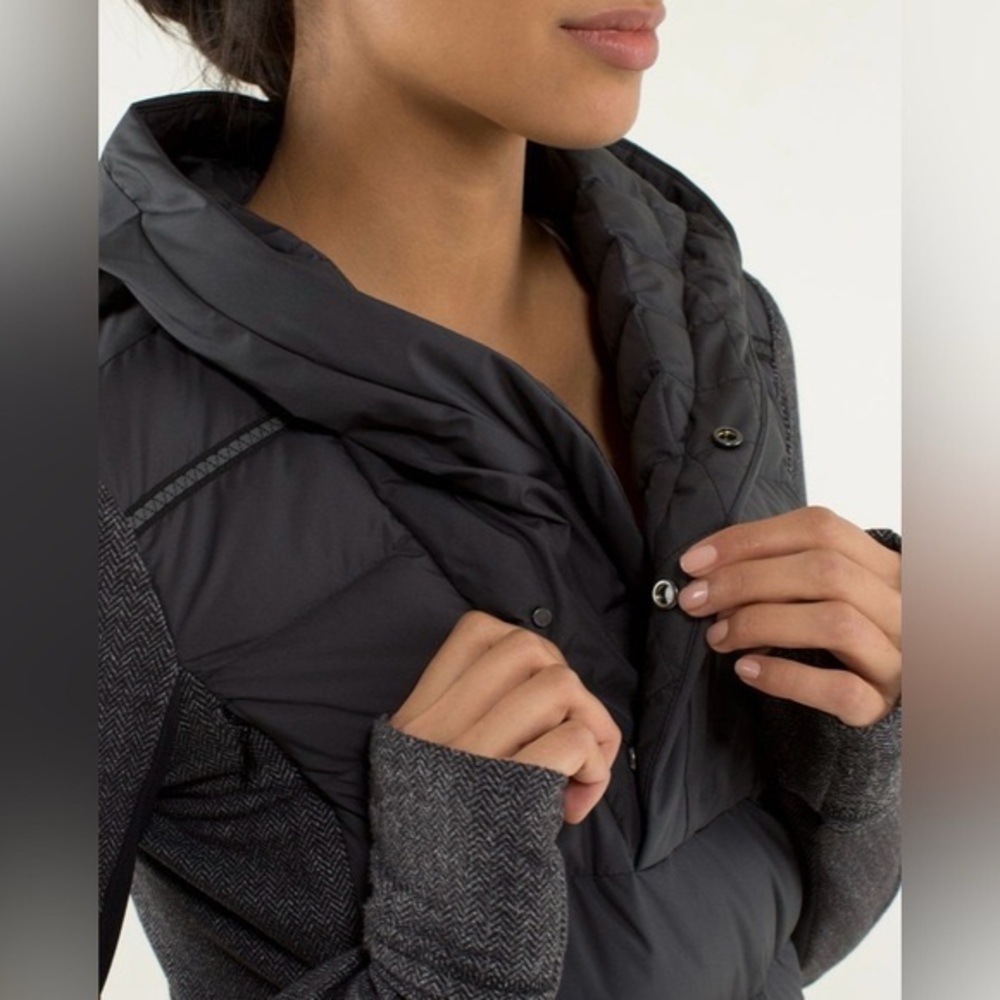Lululemon Fluff Off Pullover Black/Heathered Herringbone Heathered Black, Size 4 - Picture 3 of 9